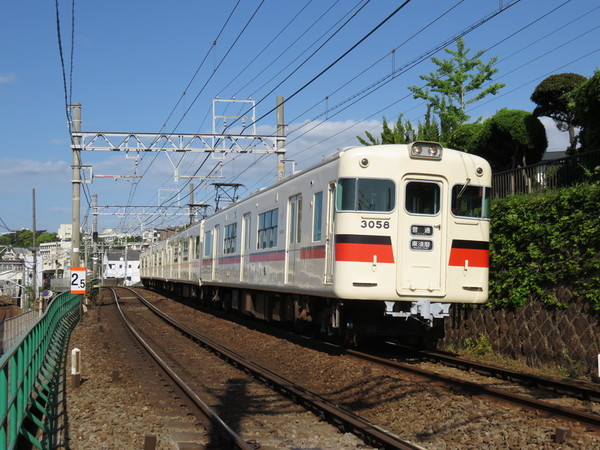 Dfcba02b